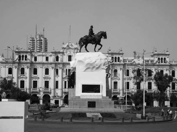 Los pugilistas de la Plaza San Martín