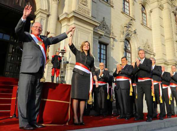 ¡OJALÁ CAMBIES PELONA, EL PERÚ TE LO PIDE!