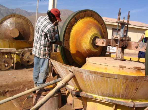 Los contrastes de la pequeña minería en Perú y Chile