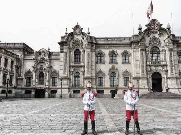 Lo peculiar de la crisis presente