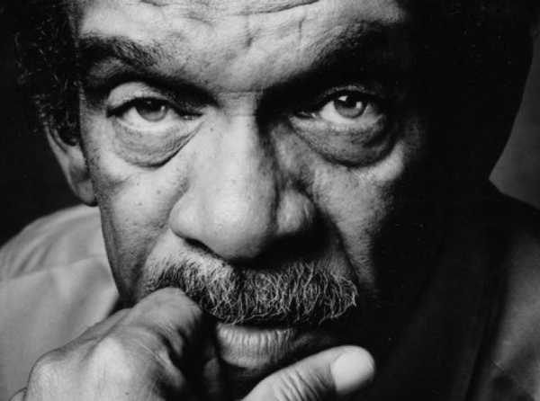 Derek Walcott (1930-2017)