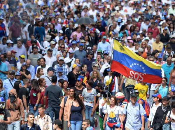 Venezuela, el espejo cóncavo de los males peruanos