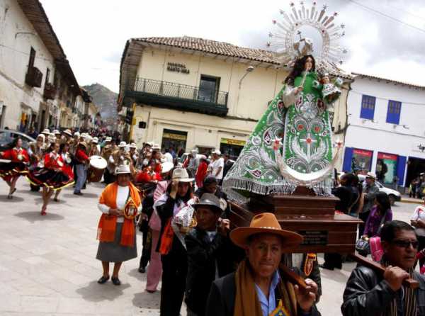 ¡Ayúdanos, mamita Candelaria!