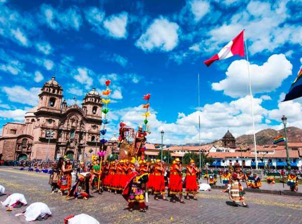 Fiestas diferentes unidas por el tiempo