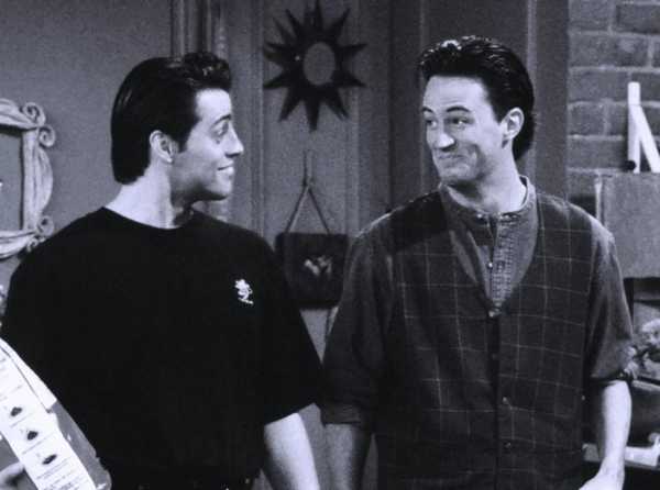 Chandler Bing: el alma gentil detrás del sarcasmo