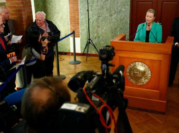 Santos. ¡Todo por el Nobel!