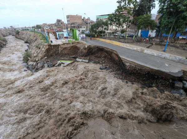 Fuego cruzado contra el turismo en el norte