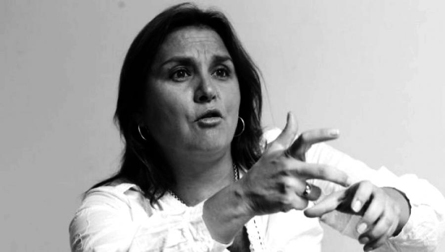 ¡Ministra Pérez Tello cayó en el cuento Máxima Acuña!