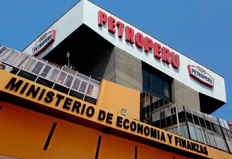 Ministros de Economía han sido desprolijos con Petroperú